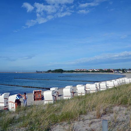 Ferienwohnung Lehrer Laempel Nr. 1 Glowe Esterno foto