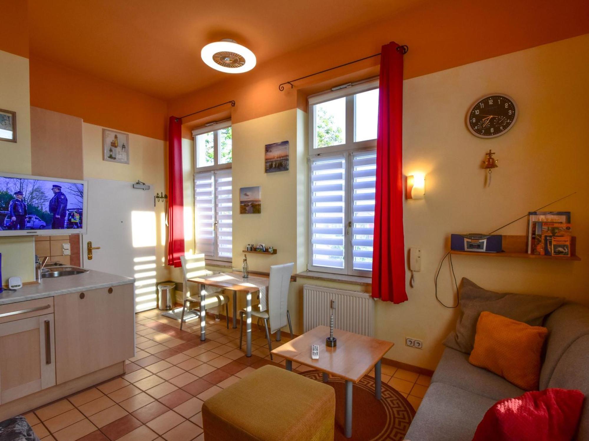 Ferienwohnung Lehrer Laempel Nr. 1 Glowe Esterno foto